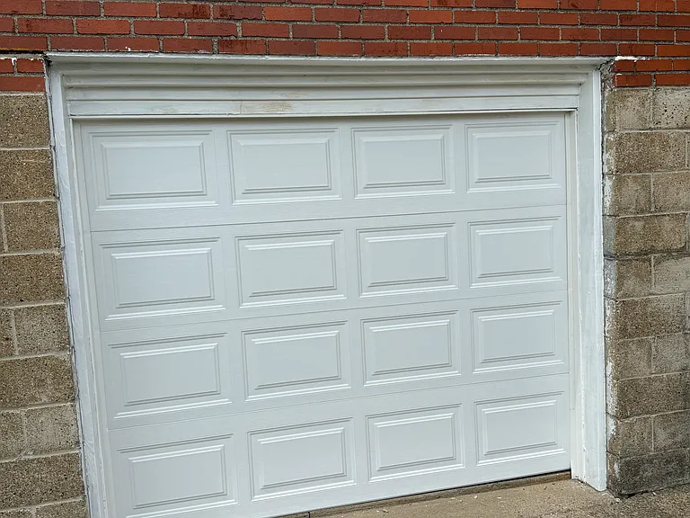 One car garage