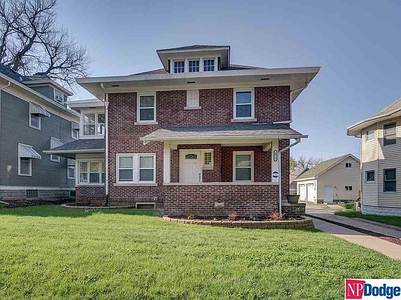 2nd image of 4915 California St