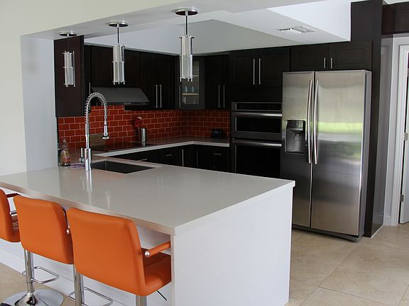 2nd image of 5702 S Travelers Palm Ln