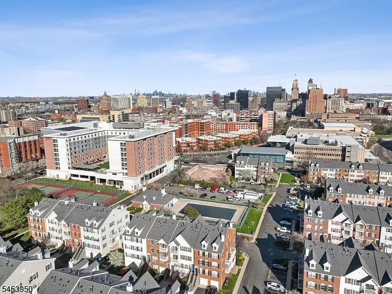 76 Boston St — Photo 18