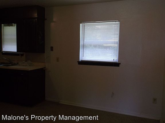 3rd image of 3325 Neighbors Ln