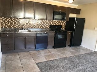 2241 W Pensacola St APT 37, Tallahassee, FL 32304