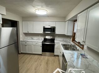 2739 W Glenpark Dr #1, Appleton, WI 54914