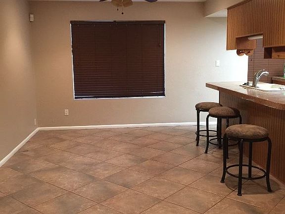 4th image of 1609 W Topeka Dr