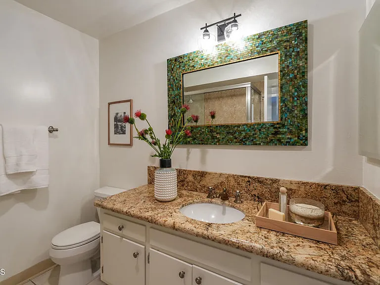 120 S Sierra Madre Blvd #205 — Photo 32
