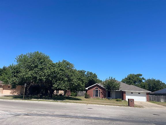 5th image of 501 Weiss Dr