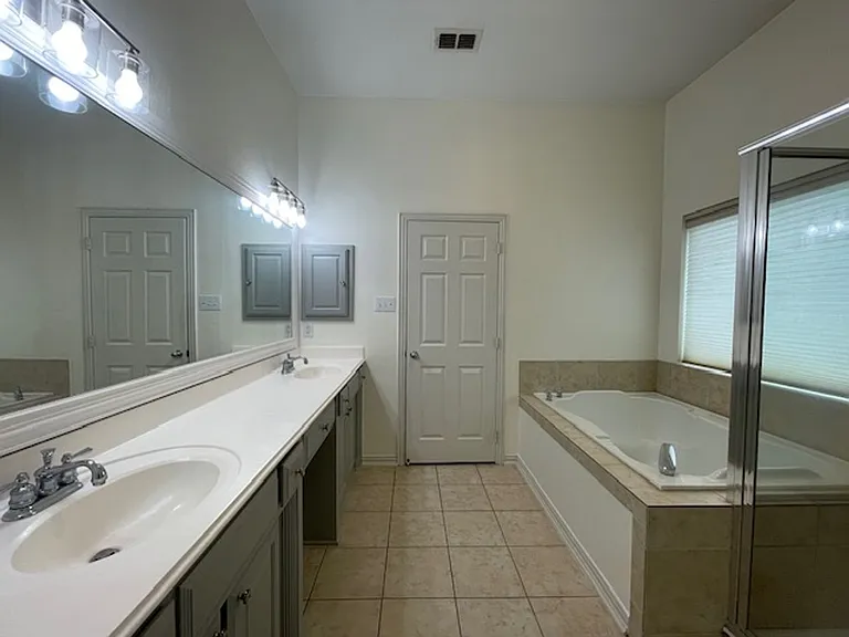 8525 Hudson St — Photo 14