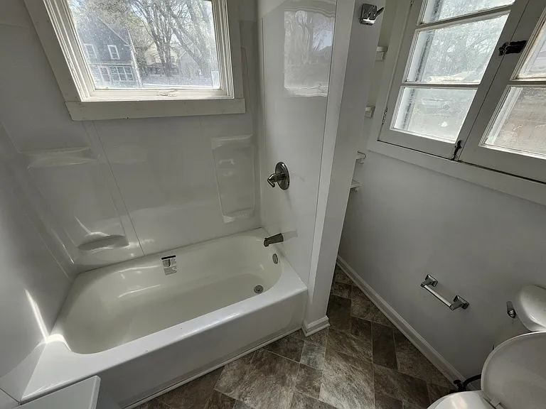112 Winterroth St #1 — Photo 1