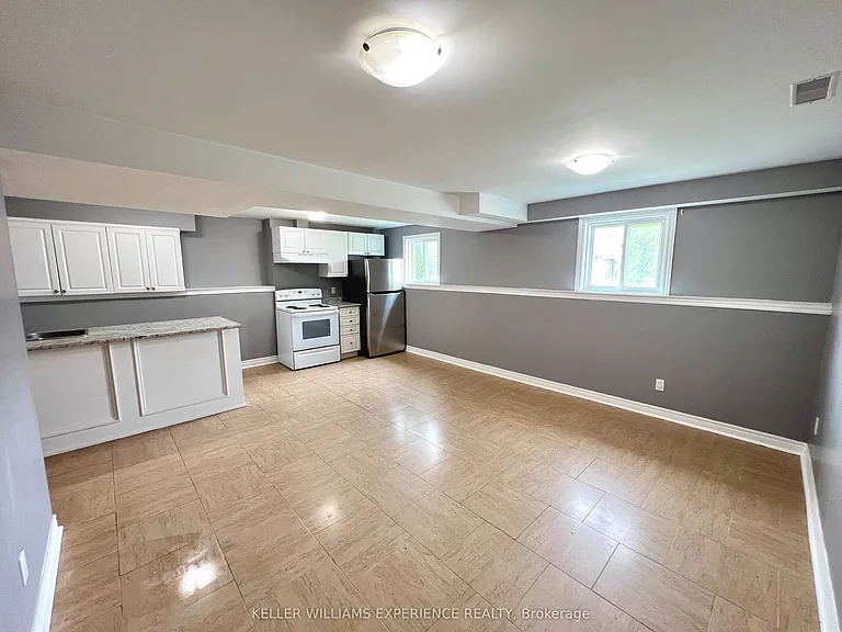 16 Herrell Ave #LOWER — Photo 3