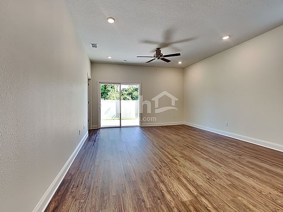 5th image of 139 Onate Cir