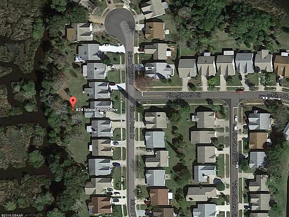 2nd image of 824 Island Point Dr