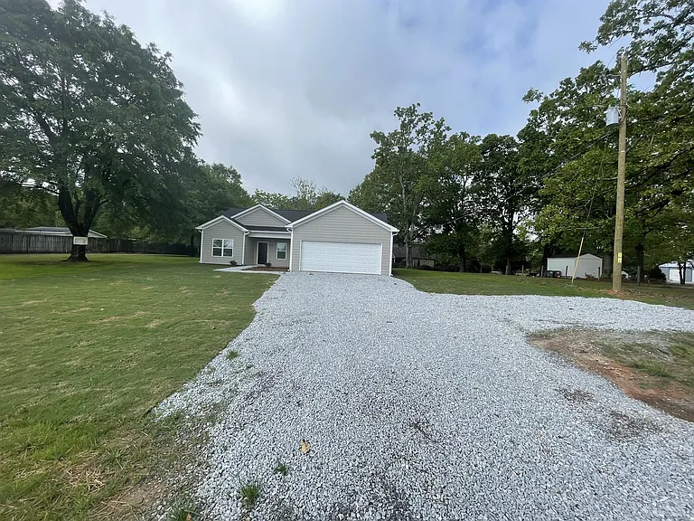 5099 Mars Hill Rd — Photo 3