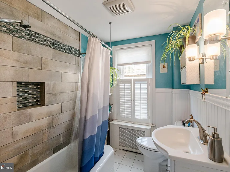 456 Lyceum Ave — Photo 20