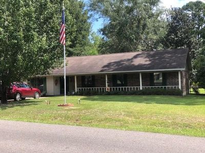 107 Holiday Blvd, Pineville, LA, 71360