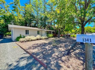 1341 Mitchell Dr, Saint Helena, CA 94574