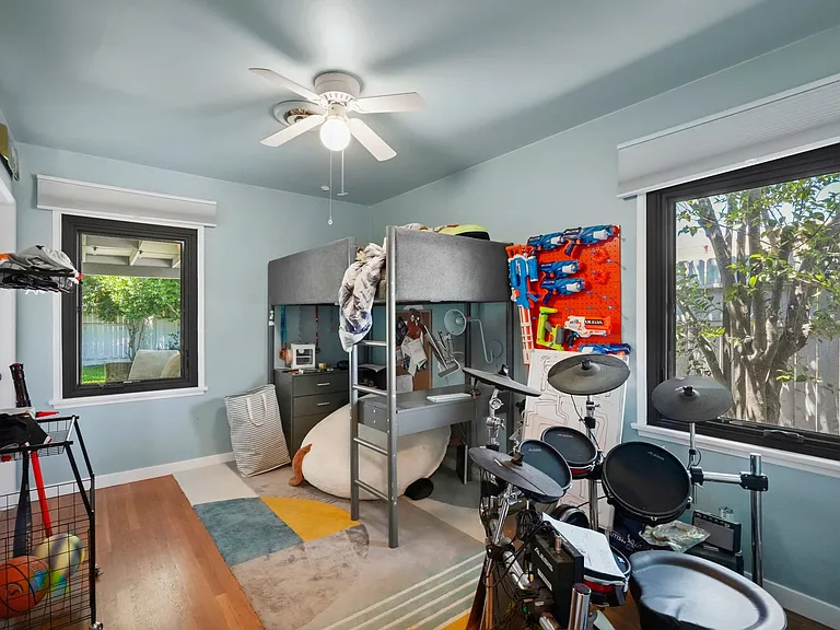 2045 Armour St — Photo 21