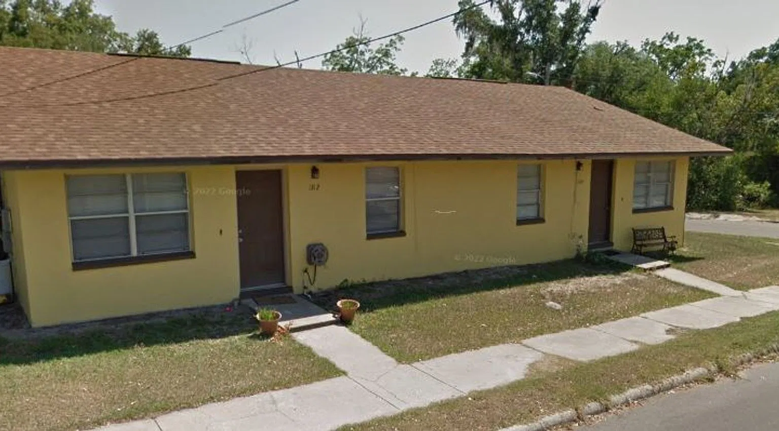 Central Lakeland Duplex — Photo 1