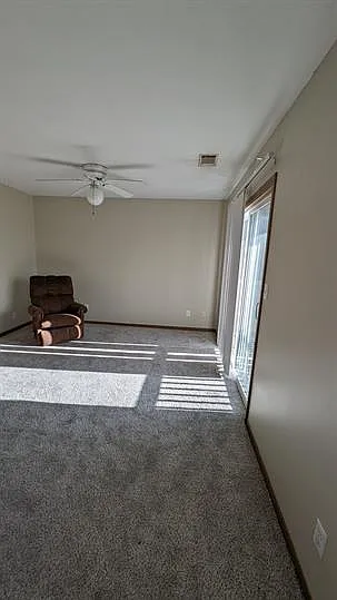 215 Jewel Dr #6 — Photo 6
