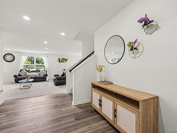 3rd image of 24461 Jade Dr