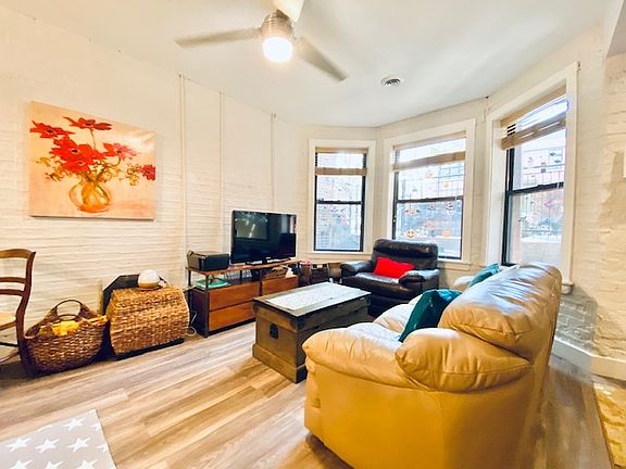2nd image of 1717 N Winchester Ave #Gd