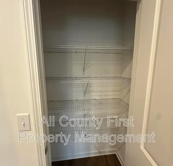 2555 Adventure Way — Photo 8