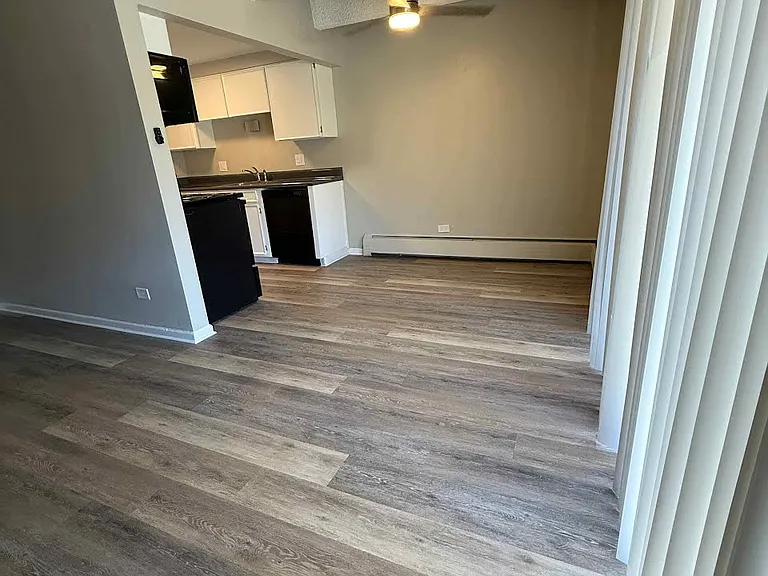 1107 Carr — Photo 17