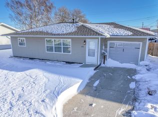 1208 13th Ave W, Williston, ND 58801
