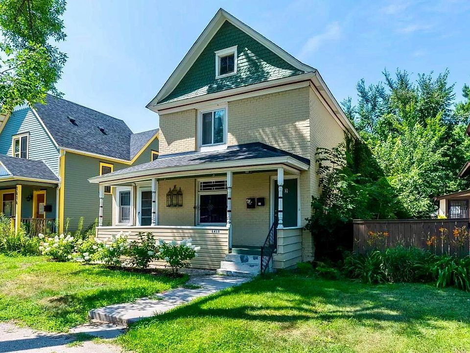 1st image of 1418 5th St NE #1