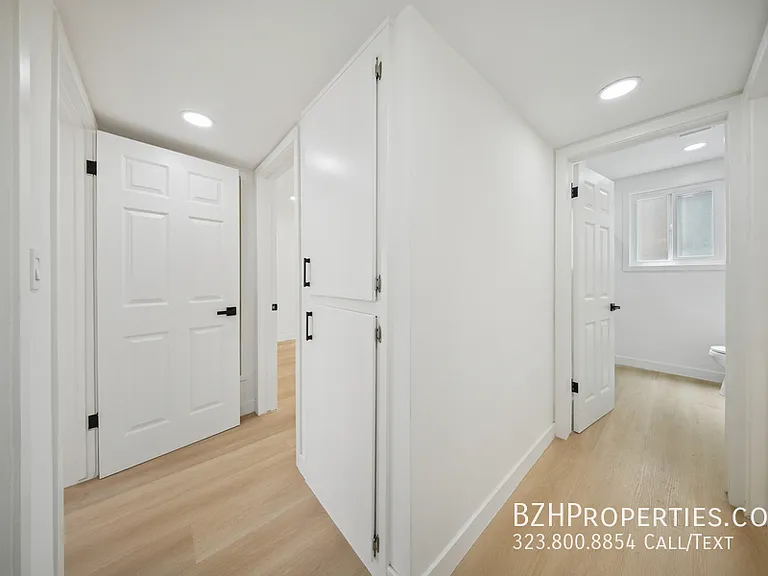 919 S Sherbourne Dr #1C — Photo 19