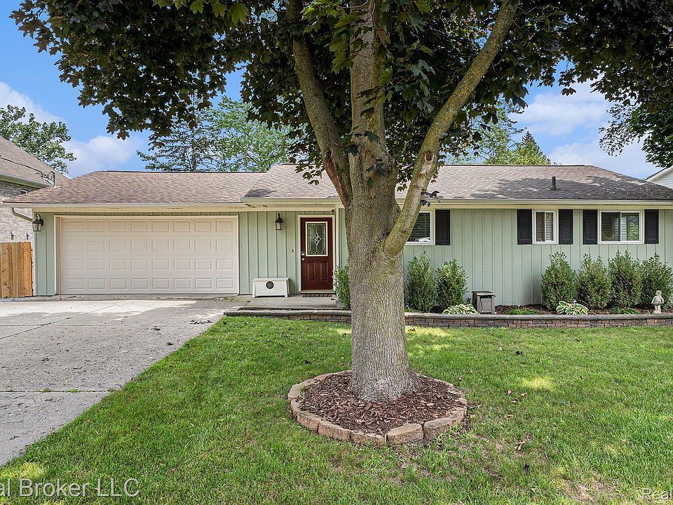 1st image of 2756 Sunderland Blvd