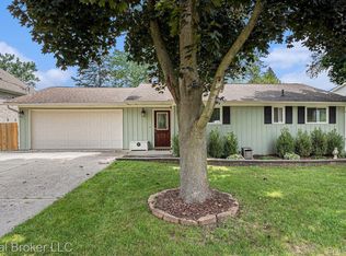 2756 Sunderland Blvd, Waterford, MI 48329