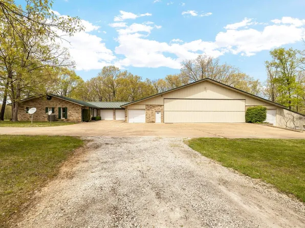 3064M Aviator Ln, Mountain Grove, MO 65711