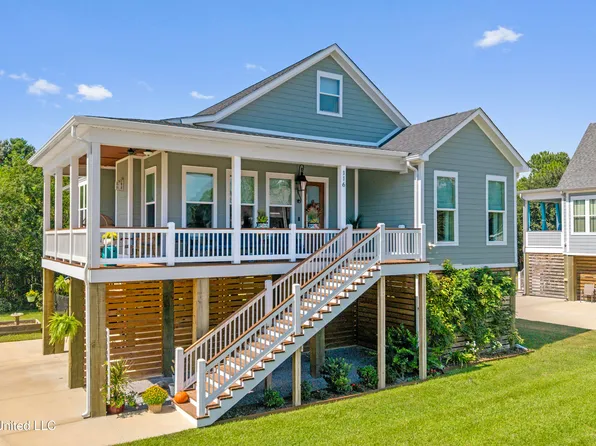 116 Palm Ave, Pass Christian, MS 39571