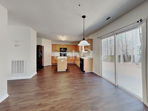 4th image of 123 Gatewood Ridge Ct