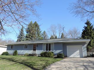 2374 W Giles Rd, Muskegon, MI 49445