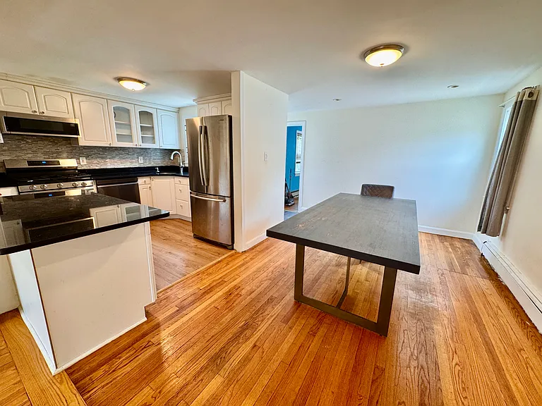 53 Gerald Rd — Photo 5