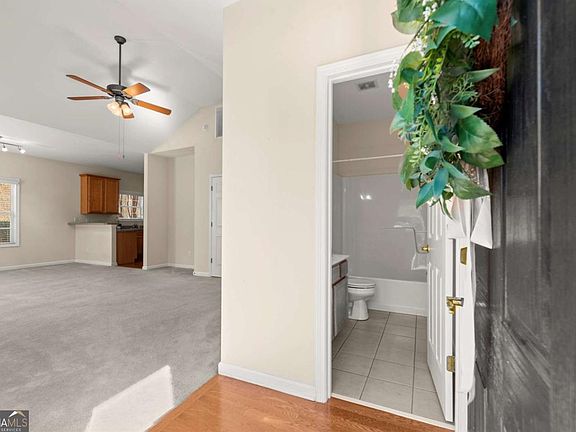 3rd image of 3361 Raes Creek Rd #8