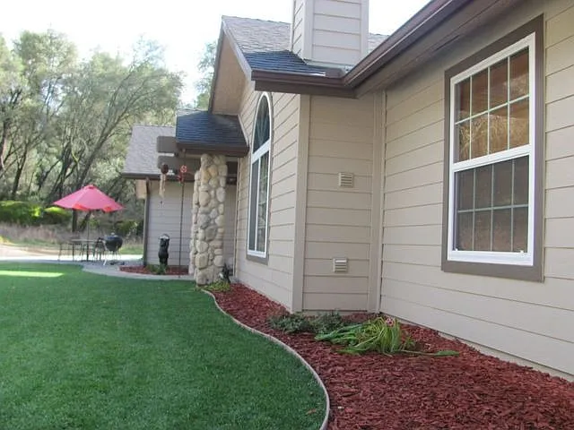 4585 Royal Oaks Ct photo 1