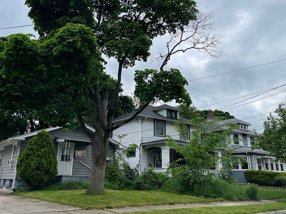 2nd image of 316 N Magnolia Ave