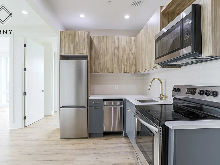 3421 Glenwood Rd #3G — Photo 4