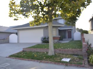 28816 Startree Ln, Santa Clarita, CA 91390