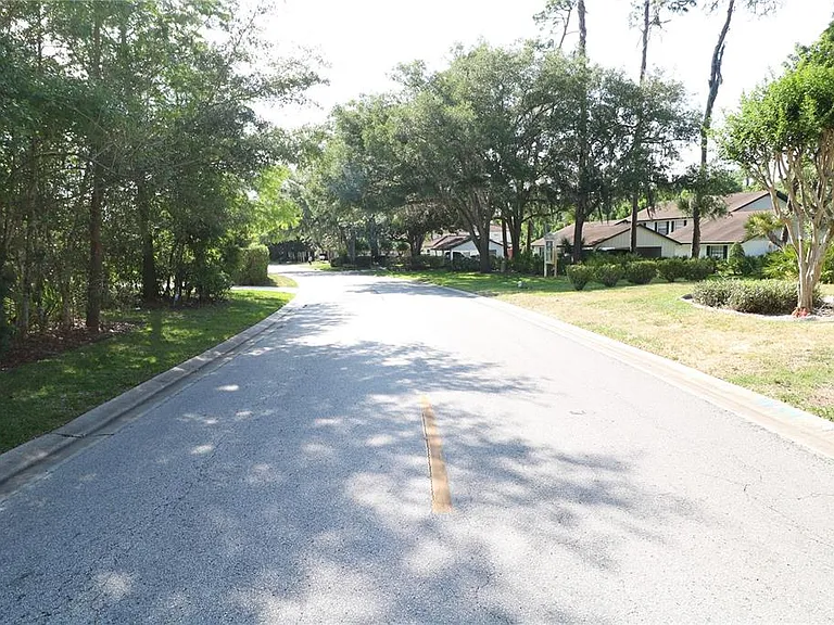 5424 Saddlebrook Way — Photo 4