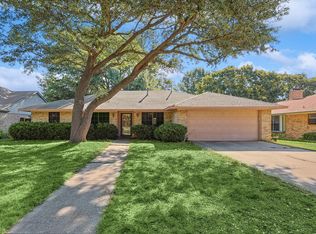 2218 N Lake Trl, Denton, TX 76201