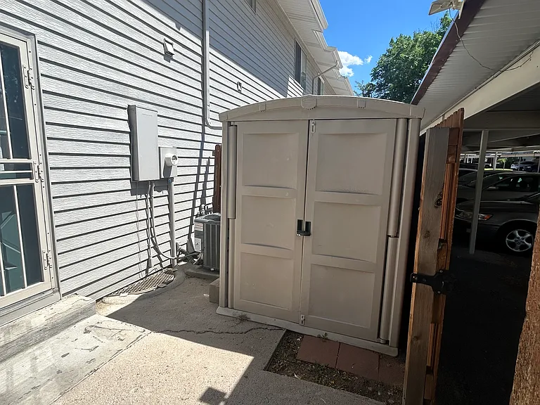 1921 S Oswego Way — Photo 5