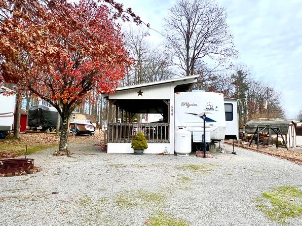 598 Sandbank Rd, Du Bois, PA 15801
