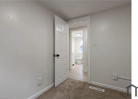 14817 Naples Ave — Photo 11