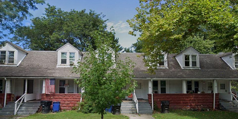 1st image of 3806 Mapledale Ave #3806