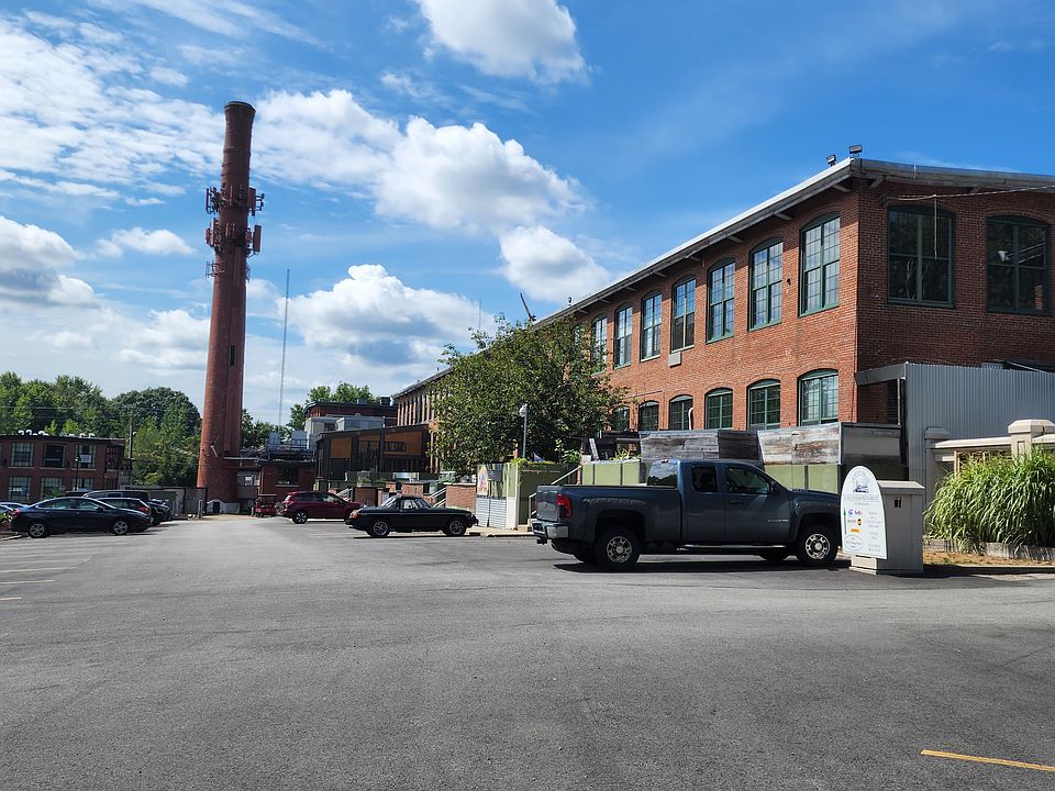 1st image of 1117 Douglas Ave #514