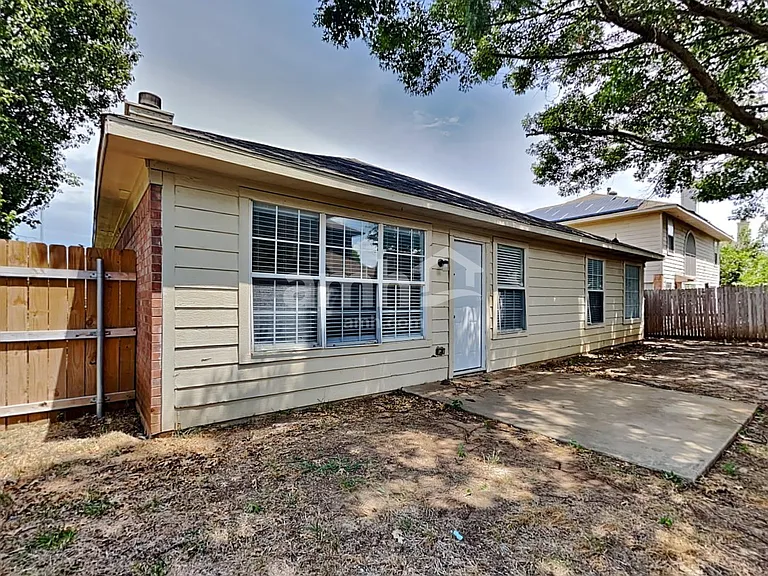 8520 Auburn Dr — Photo 19