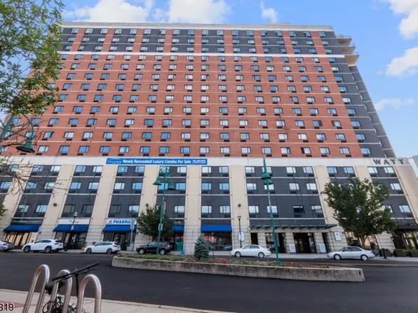 1 Carriage City Plz #1206, Rahway City, NJ 07065